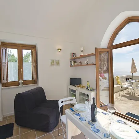 La Scivitella Villa Amalfi Room photo